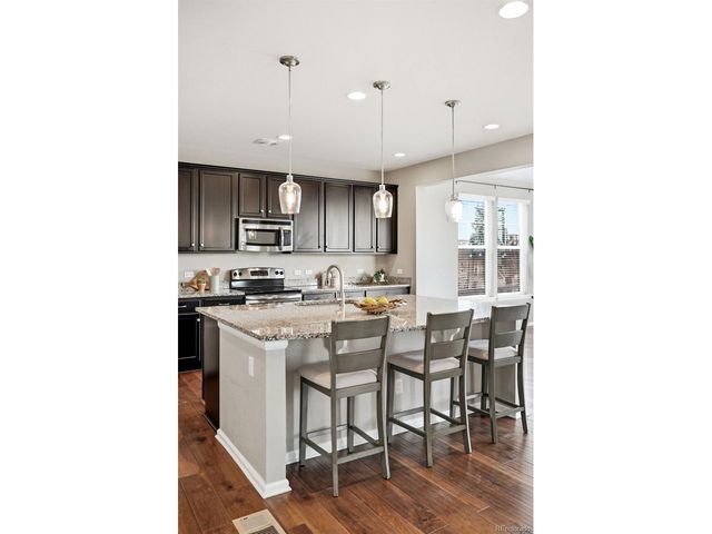 5090 S Wenatchee Cir, Aurora, CO 80015