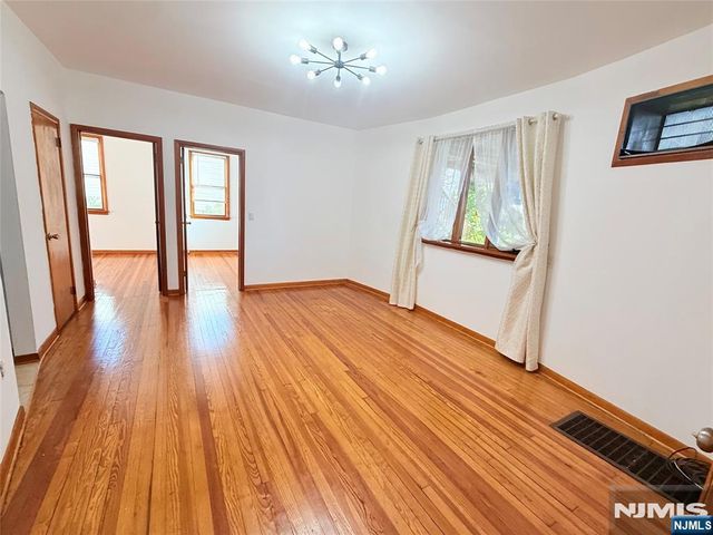 474 Palisade Avenue, Garfield, NJ 07026