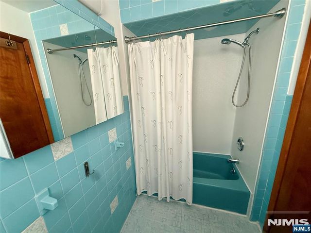 474 Palisade Avenue, Garfield, NJ 07026
