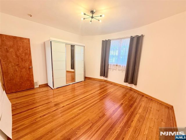 474 Palisade Avenue, Garfield, NJ 07026