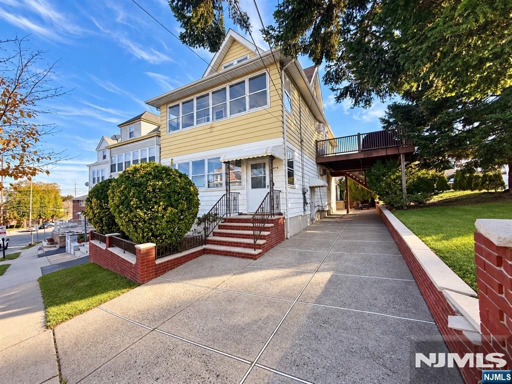 474 Palisade Avenue, Garfield, NJ 07026