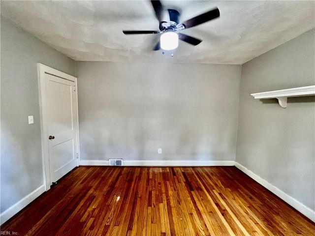 3707 Riverside DR, Norfolk, VA 23502