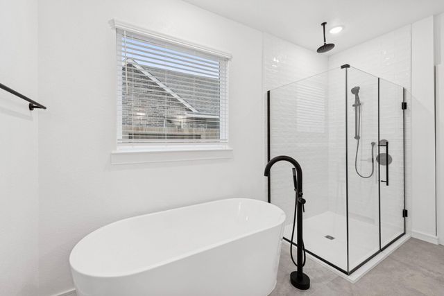 29430 Meadowcreek Hill Drive, Waller, TX 77484