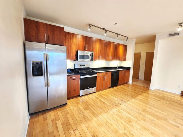 24 Bay State Road 11, Cambridge, MA 02138