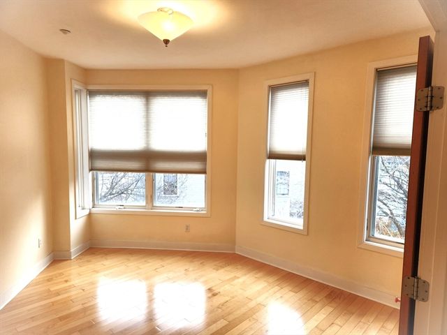 24 Bay State Road 11, Cambridge, MA 02138