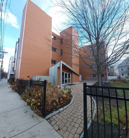 24 Bay State Road 11, Cambridge, MA 02138