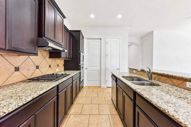 266 Willow Walk CV, Austin, TX 78737