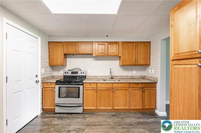 1240 Pembroke Road 1, Freemansburg Boro, PA 18017