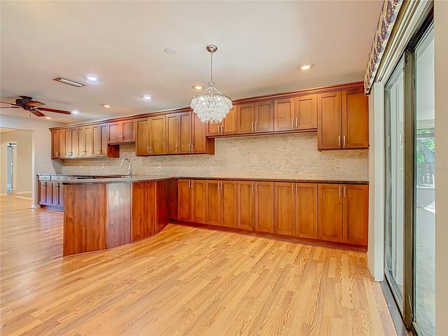 35 BAYWOOD COURT, Palm Harbor, FL 34683