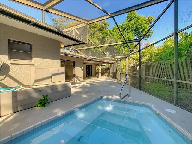 35 BAYWOOD COURT, Palm Harbor, FL 34683