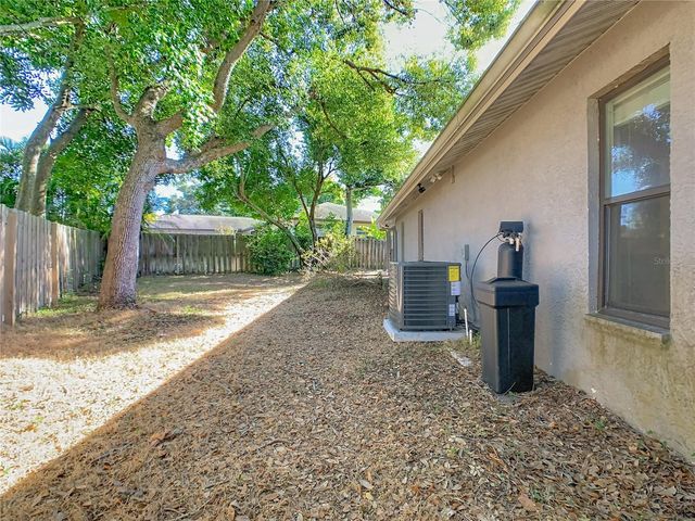 35 BAYWOOD COURT, Palm Harbor, FL 34683