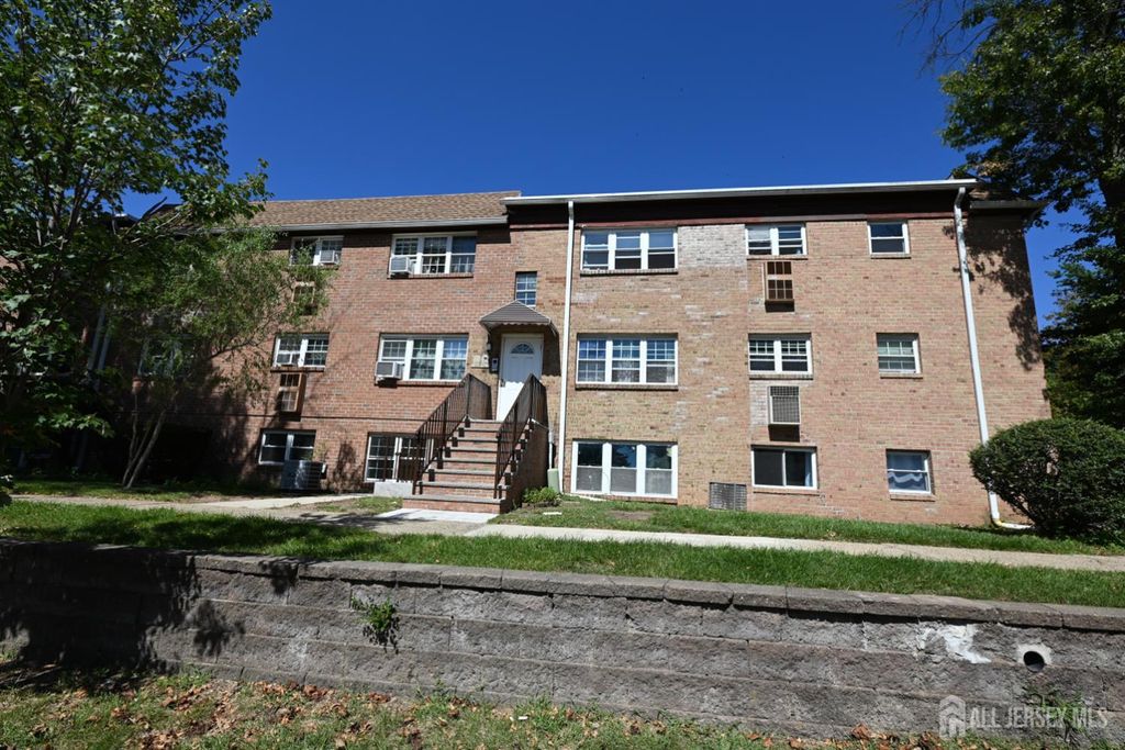 271 College Drive, Edison, NJ 08817