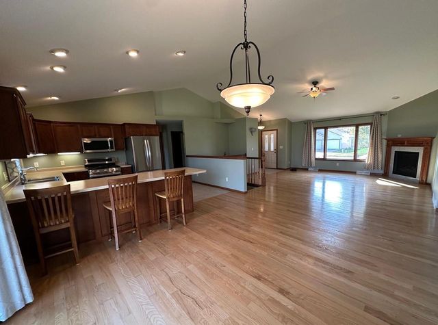 1545 Birka LANE, Onalaska, WI 54650