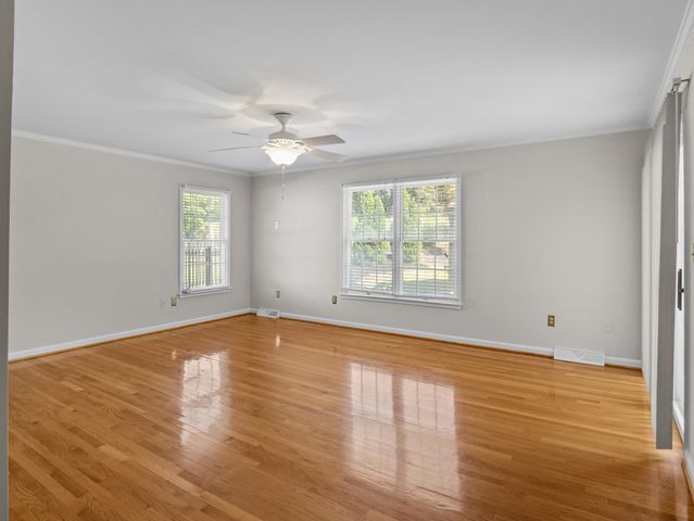 112 Linkside Drive, Taylors, SC 29687