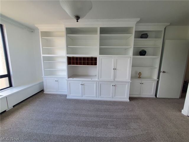 1 Bratenahl Place 502, Bratenahl, OH 44108