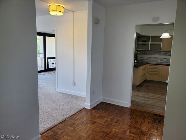 1 Bratenahl Place 502, Bratenahl, OH 44108