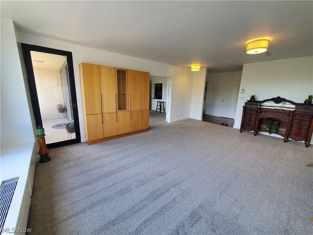 1 Bratenahl Place 502, Bratenahl, OH 44108