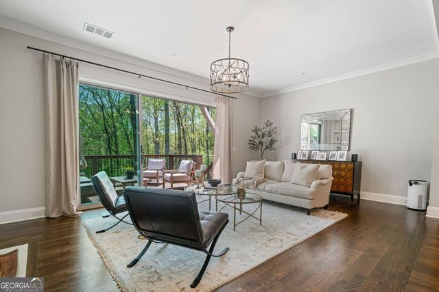 126 Abbington River Lane, Atlanta, GA 30339