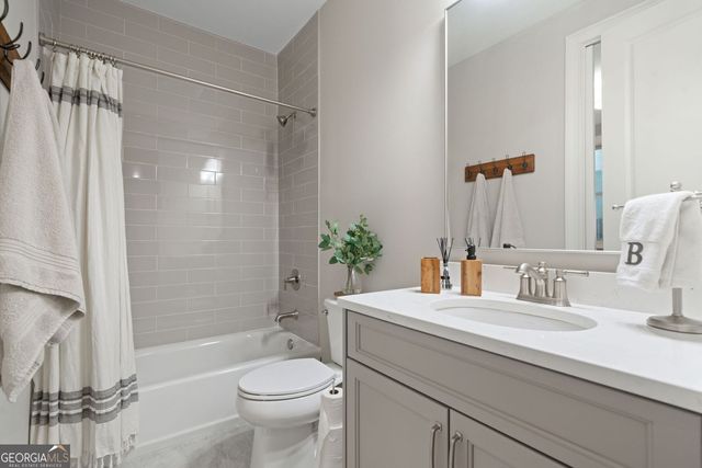 126 Abbington River Lane, Atlanta, GA 30339