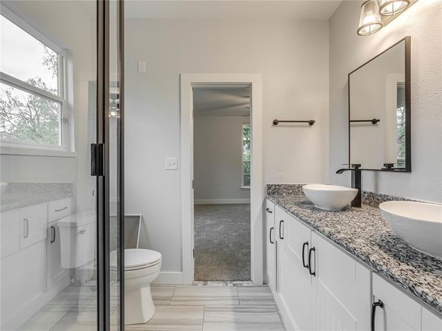 517 E Perkins Avenue, Guthrie, OK 73044