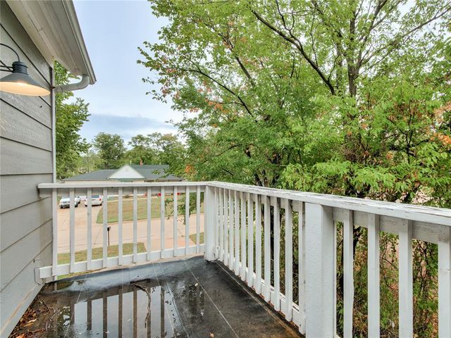 517 E Perkins Avenue, Guthrie, OK 73044