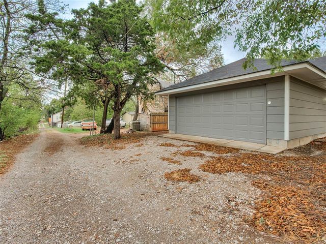 517 E Perkins Avenue, Guthrie, OK 73044