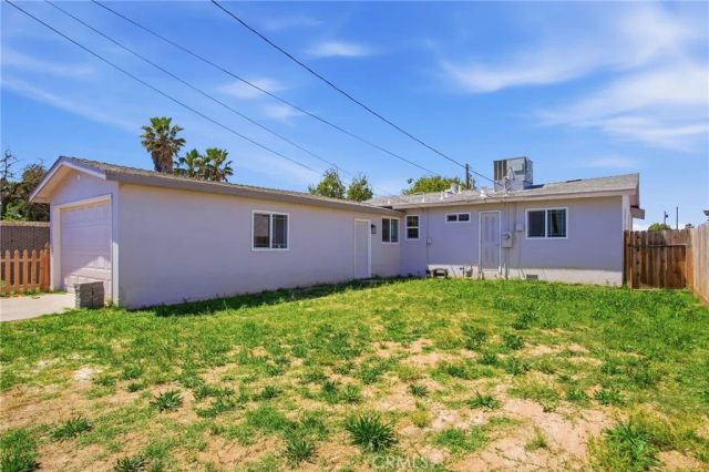 341 2nd, Livingston, CA 95334