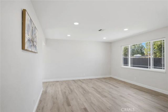 341 2nd, Livingston, CA 95334