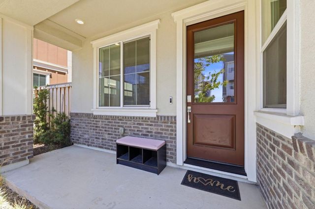 9865 Seawind Way, Newark, CA 94560