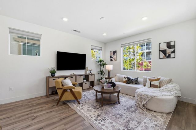 9865 Seawind Way, Newark, CA 94560
