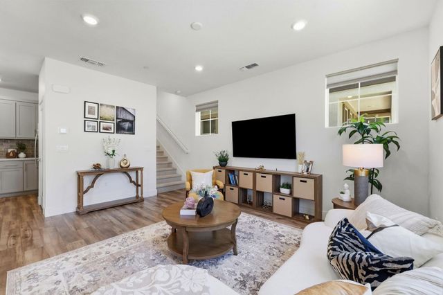 9865 Seawind Way, Newark, CA 94560