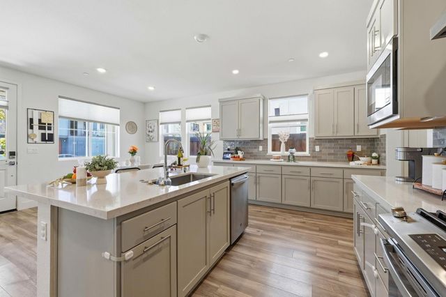 9865 Seawind Way, Newark, CA 94560