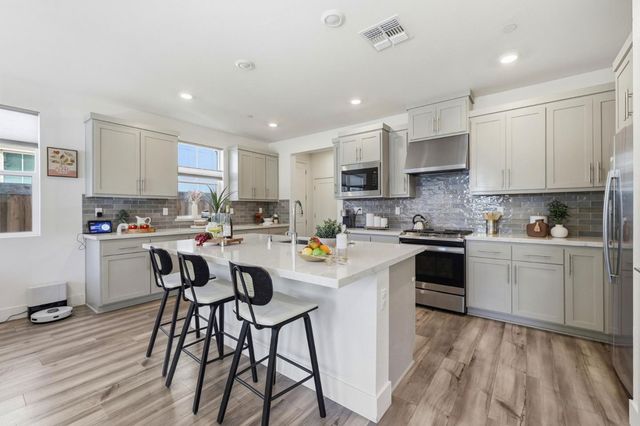 9865 Seawind Way, Newark, CA 94560