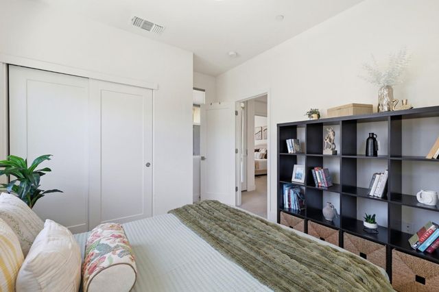 9865 Seawind Way, Newark, CA 94560