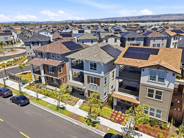 9865 Seawind Way, Newark, CA 94560