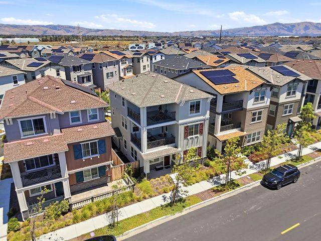 9865 Seawind Way, Newark, CA 94560