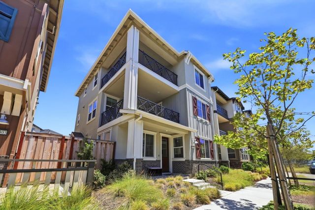 9865 Seawind Way, Newark, CA 94560