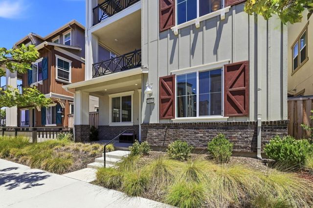 9865 Seawind Way, Newark, CA 94560
