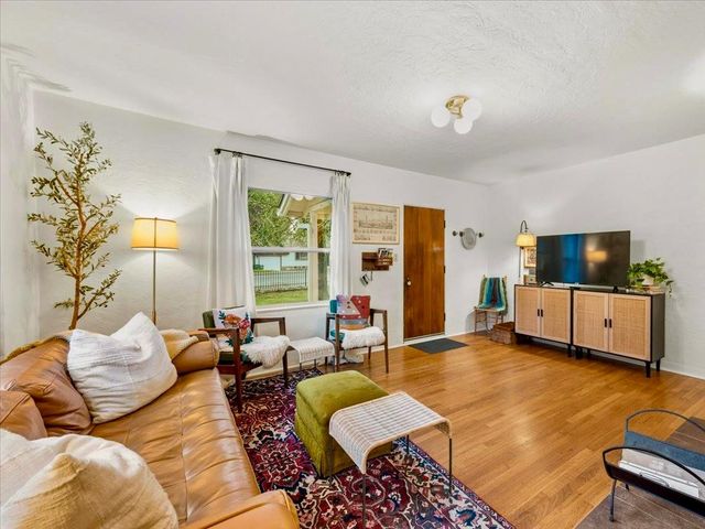 10462 Boulder St, Nevada City, CA 95959