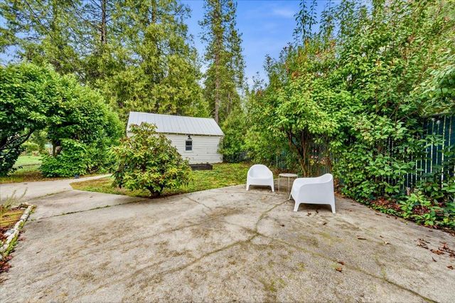 10462 Boulder St, Nevada City, CA 95959