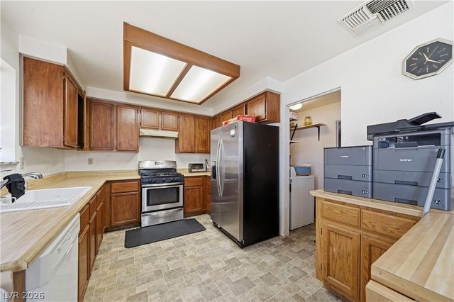 6728 Wenatchee Drive, Las Vegas, NV 89107