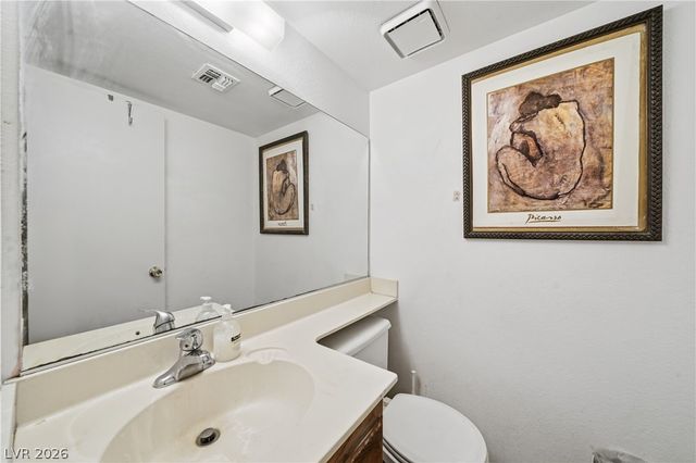 6728 Wenatchee Drive, Las Vegas, NV 89107