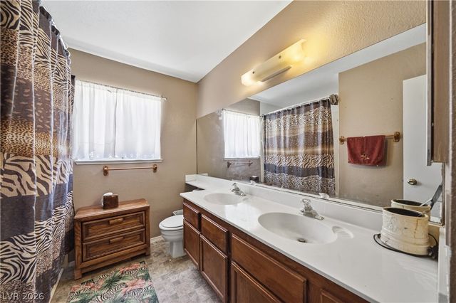 6728 Wenatchee Drive, Las Vegas, NV 89107