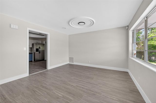 1822 S PALMETTO AVENUE, South Daytona, FL 32119