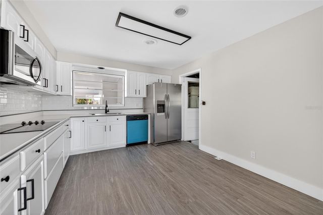 1822 S PALMETTO AVENUE, South Daytona, FL 32119