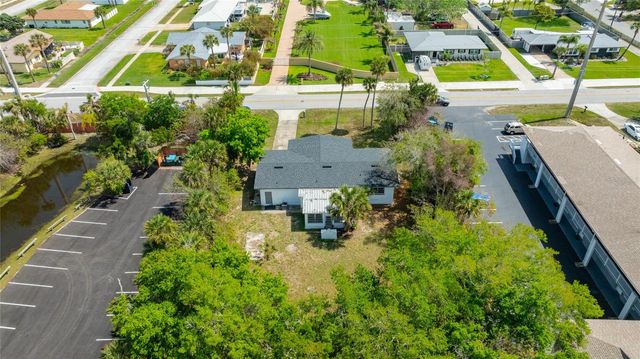 1822 S PALMETTO AVENUE, South Daytona, FL 32119