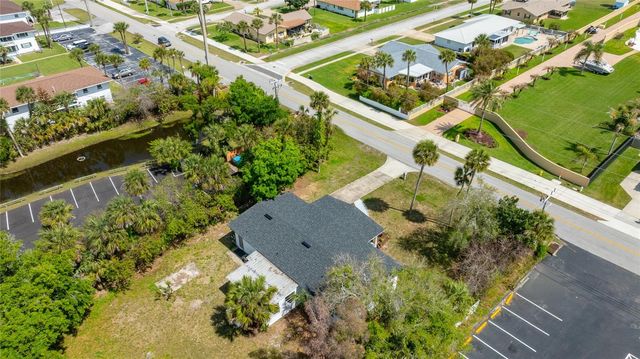 1822 S PALMETTO AVENUE, South Daytona, FL 32119