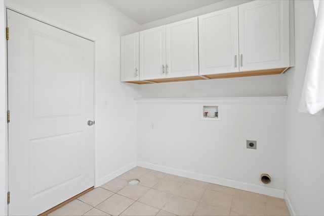 2502 CORONA RD, Columbia, MO 65203