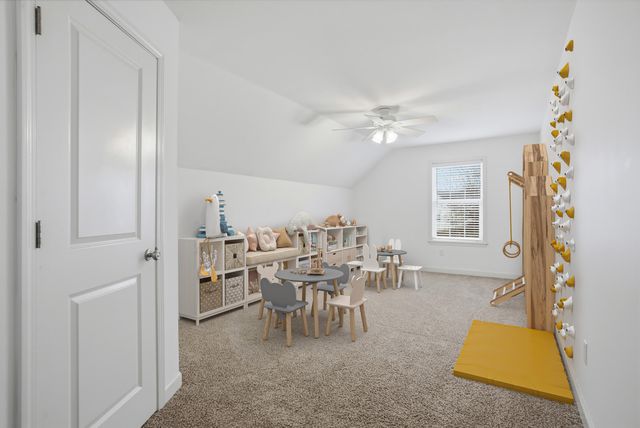 2502 CORONA RD, Columbia, MO 65203