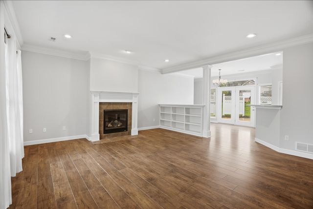 2502 CORONA RD, Columbia, MO 65203